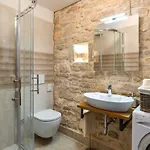 וילה Honey House Roial