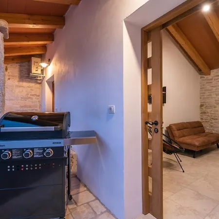 Honey House Vila *